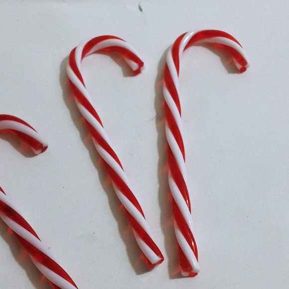 Vintage Christmas Candy Cane Striped Resin Tree Ornament Set of 3 (z) - Picture 3 of 3